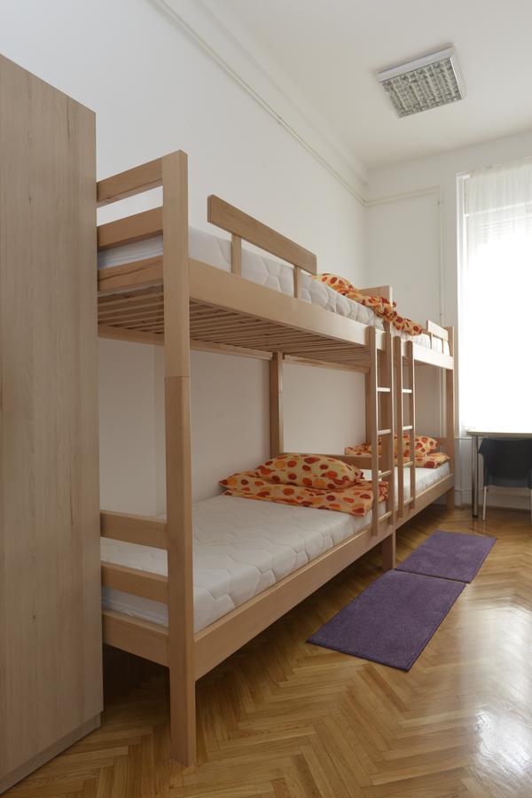 Hostel Flow House Centar Novi Sad Extérieur photo