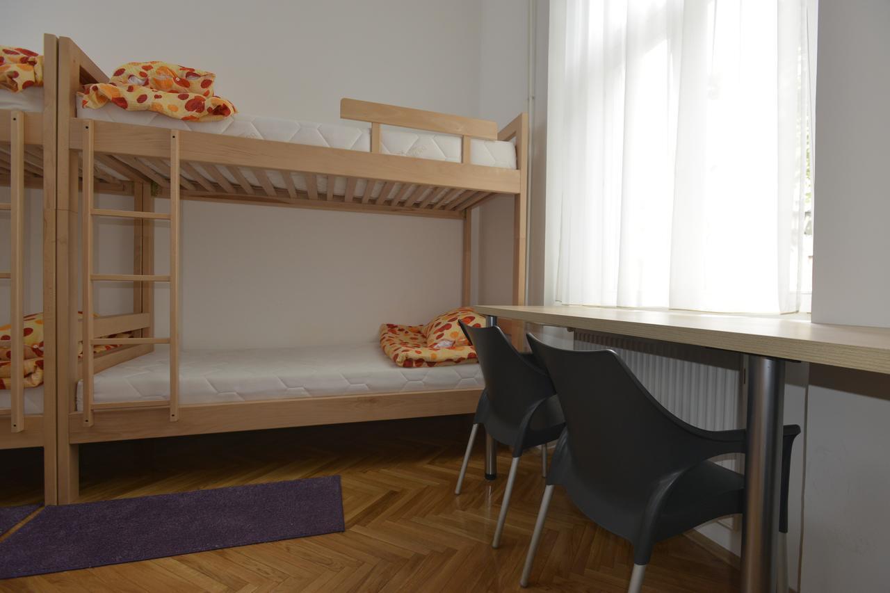 Hostel Flow House Centar Novi Sad Extérieur photo